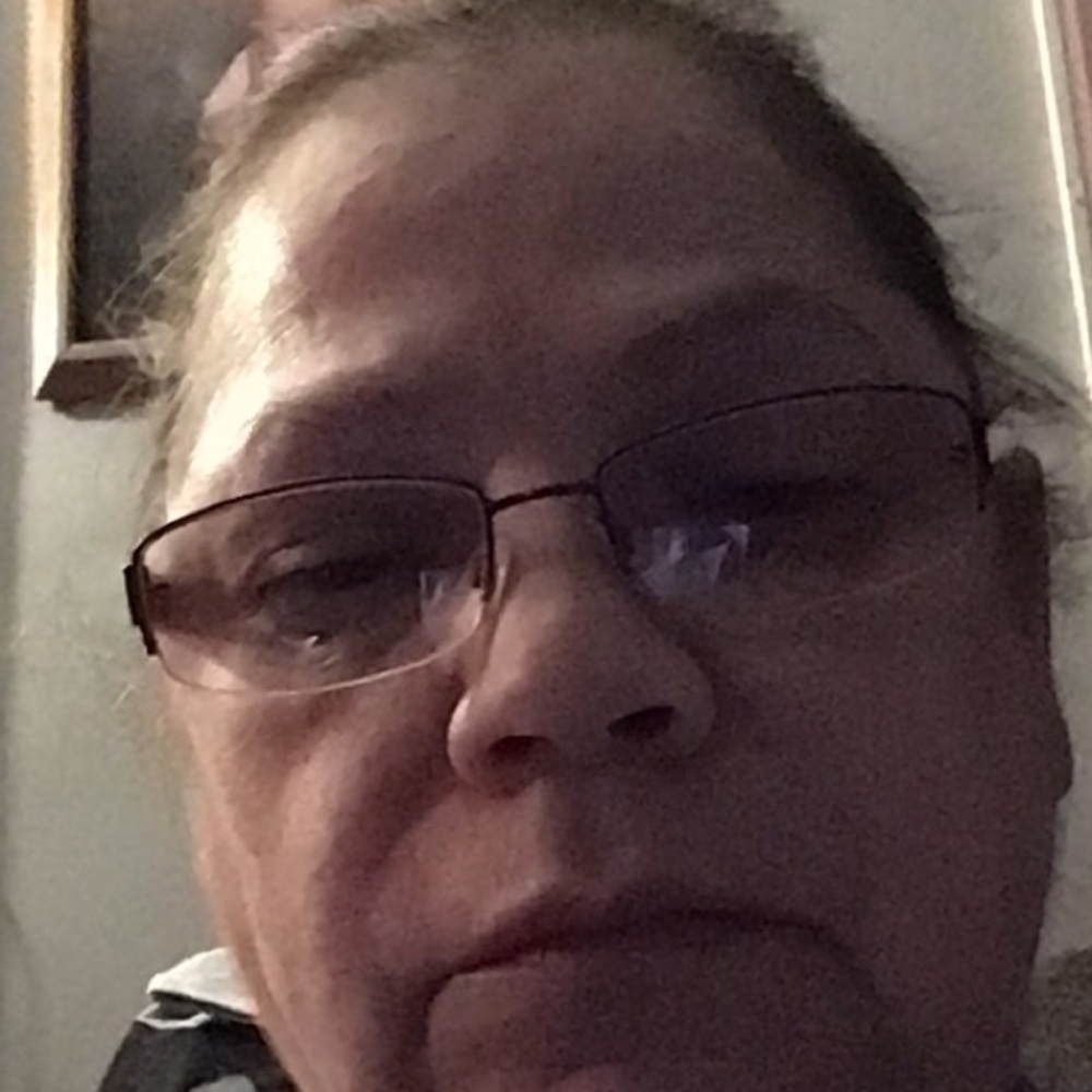 Meet your Posher, Juanita